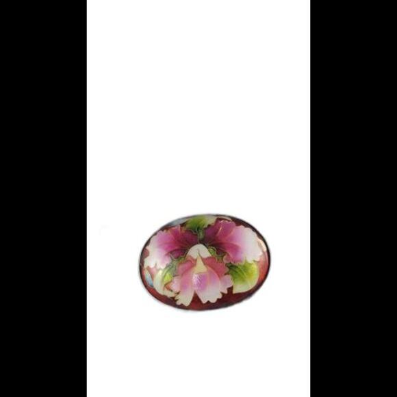 Vintage Japanese Enamel on Metal Brooch 2 1/2 inch wide x 1 3/4 inches tall - Picture 3 of 3